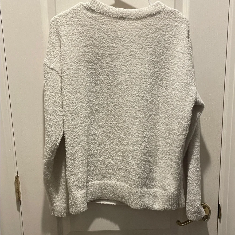 Uniqlo Cream Crew Neck Teddy Bear Sweater